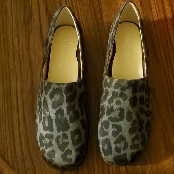 Taryn Rose Jaden slip on comfort shoe size 7.5M. NWOB - Picture 2 of 7